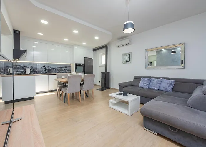 Marina בית אירוח זאדאר